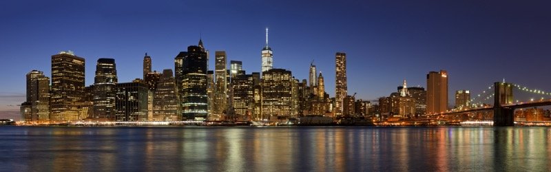Lower Manhattan skyline viewed from Brooklyn across the East River